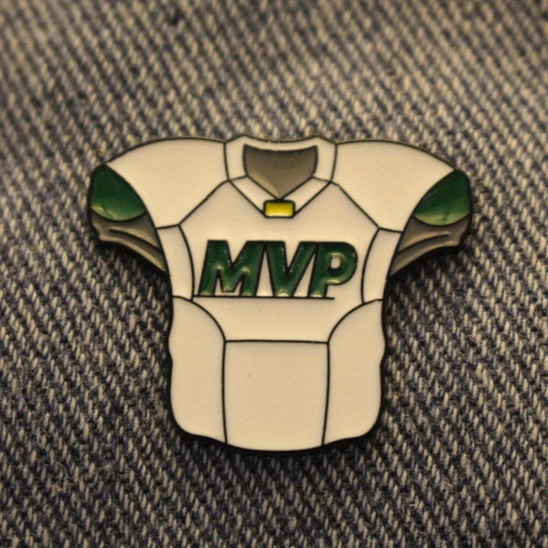 Trend ige und lustige Persönlichkeit Brosche mvp bestes Spieler trikot geeignet für Männer und Frauen passend zu Kleidung Rucksack tragen