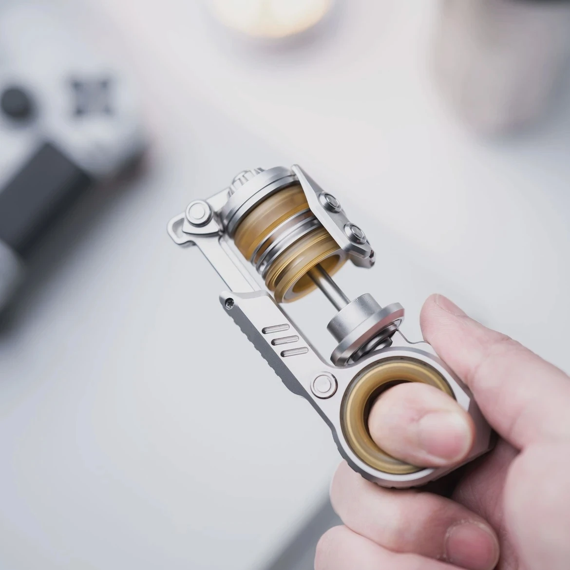 Gobigger Sinian Pei ステンレス鋼音叉フィジェットスライダー