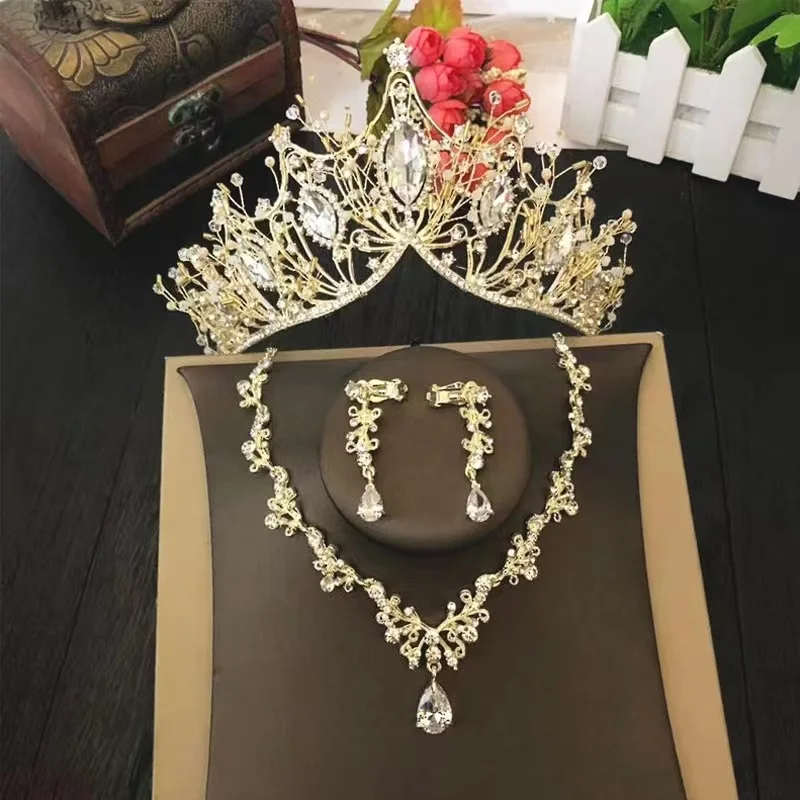 

Luxury Handmade Crystal Flower Tiaras and Crowns for Girls Prom Birthday Headbands Bridal Wedding Hair Jewelry Bride Crown