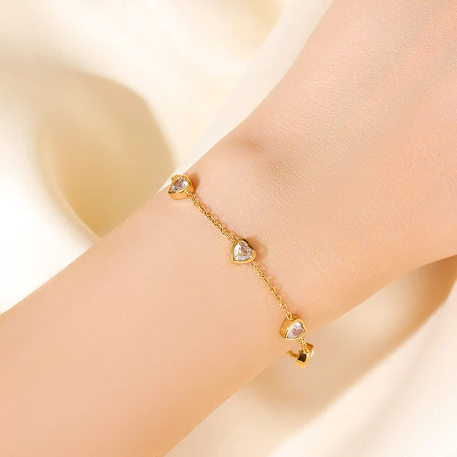 GANEMLY 316L الفولاذ المقاوم للصدأ الساطع القلب الزركون قلادة سوار طقم من الحلقان للنساء موضة فاخرة مجموعة مجوهرات مقاومة للماء 5