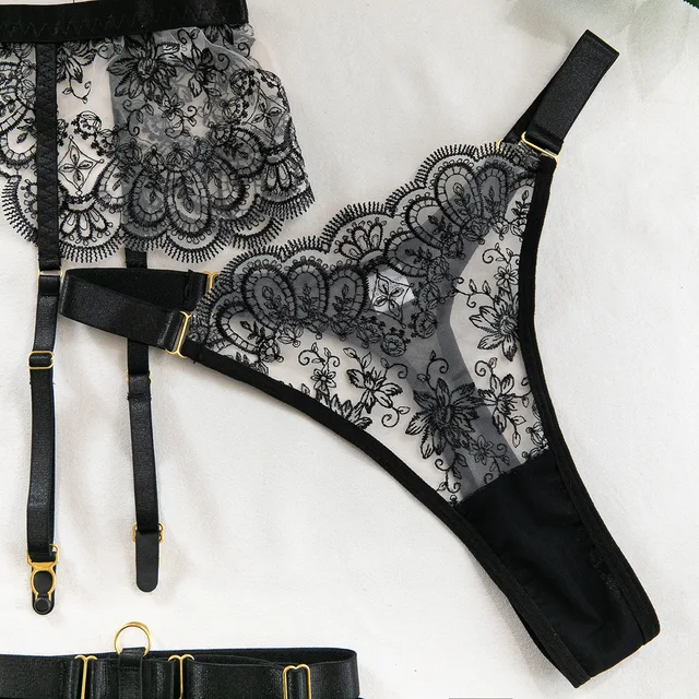 Heavy Industry Embroidered Lingerie Five Piece Set 5