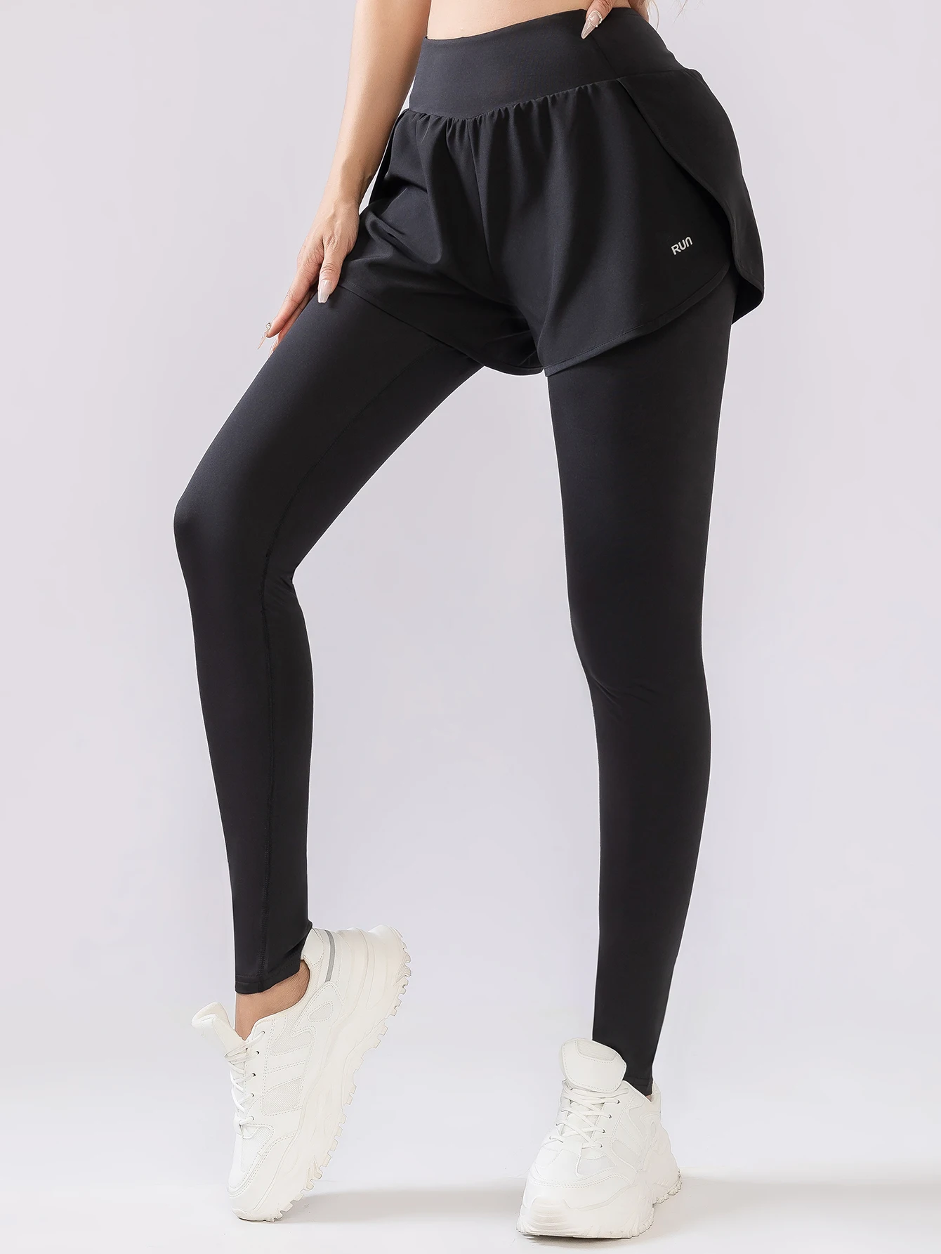 Yoga pants women's high-waisted hip lift autumn and winter vacation two pieces of fitness running training sports set profession 1