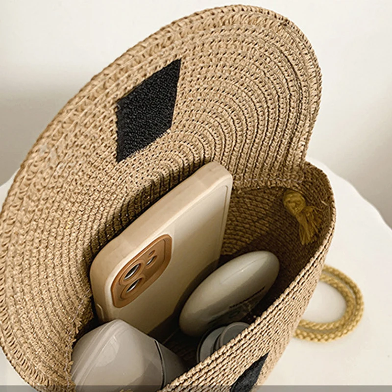 Flap Small Crossbody Shoulder Bag For Women Straw Woven Beach Bag Ladies Rattan Handmade Knitted Bucket Mini Purse and Handbags