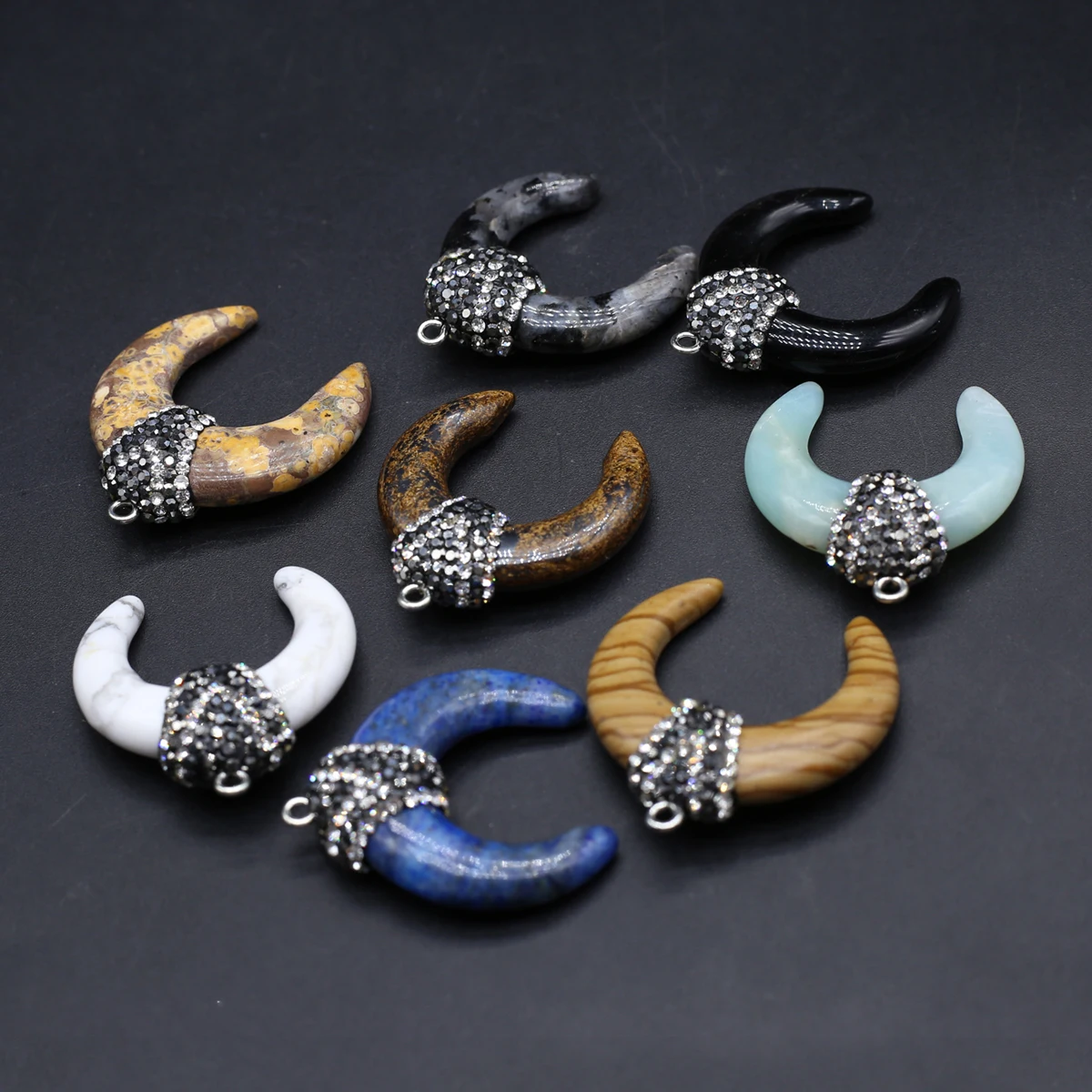 5PCS Natural Semiprecious Stone Random Color Crescent Pendant 33x35mm Jewelry Making DIY Necklace Earrings Accessories Gift