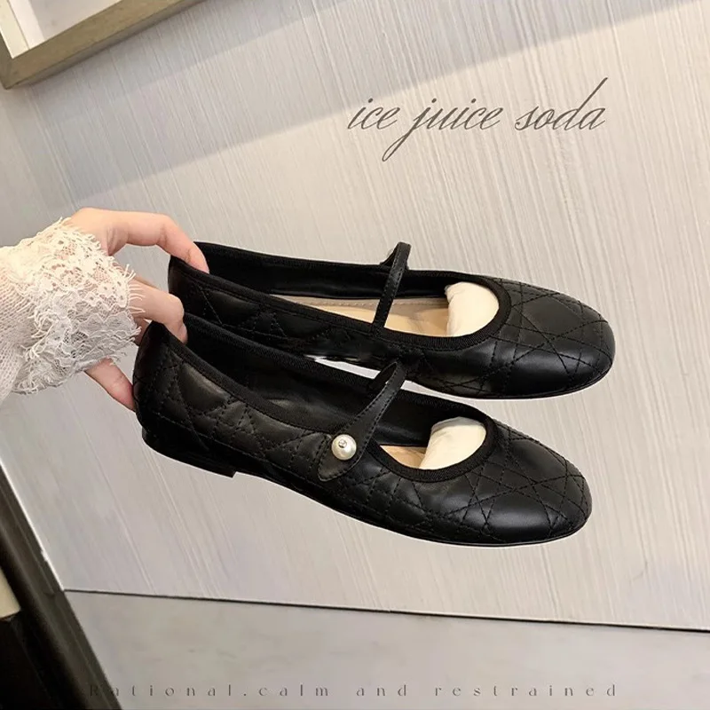 

Pearl One Line with Round Toe Single Shoe Grid Diamond Flat Bottom Mary Jane Shoes Ballet Small Leather Shoes for Women