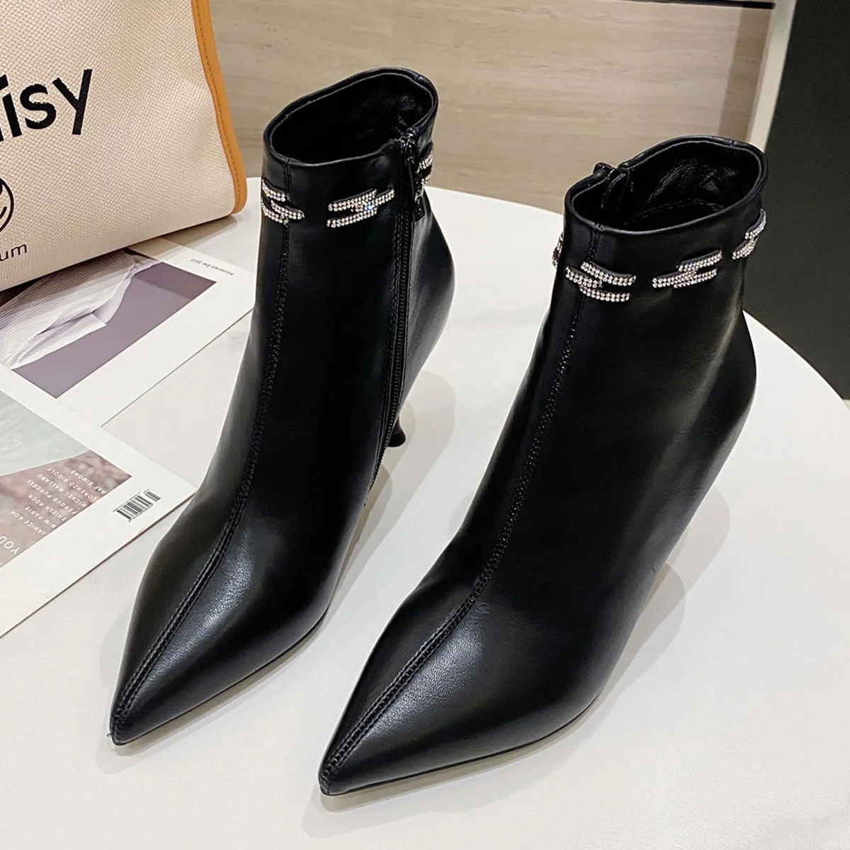 

High-heeled Ankle Boots Women 2021 New Autumn and Winter All-match Single-lied Pointed Short-tube Women's Boots Women's Shoes