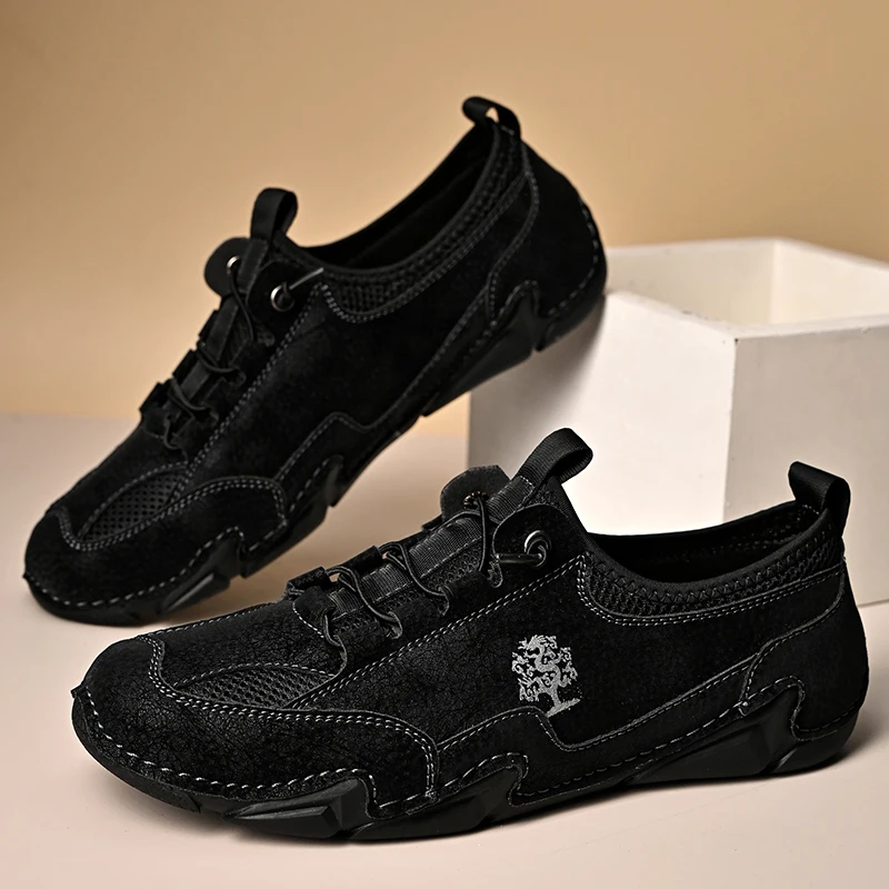 New Outdoor Men's Shoes Fashion Loafers Casual Shoes Handmade Lightweight Soft Flat Breathable Boat Shoes Moccasins Men Sneakers