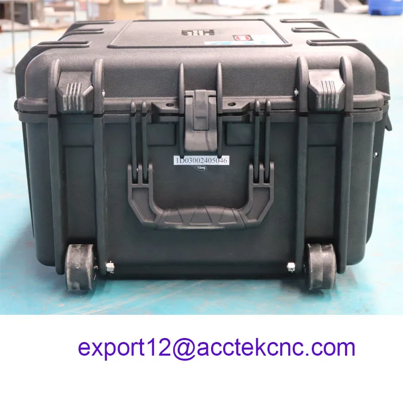 Rust Surface Paint Removing 200w 300w 500w Cleaner for Metal Luggage Backpack Pulse Fiber Laser Cleaning Machine Handheld