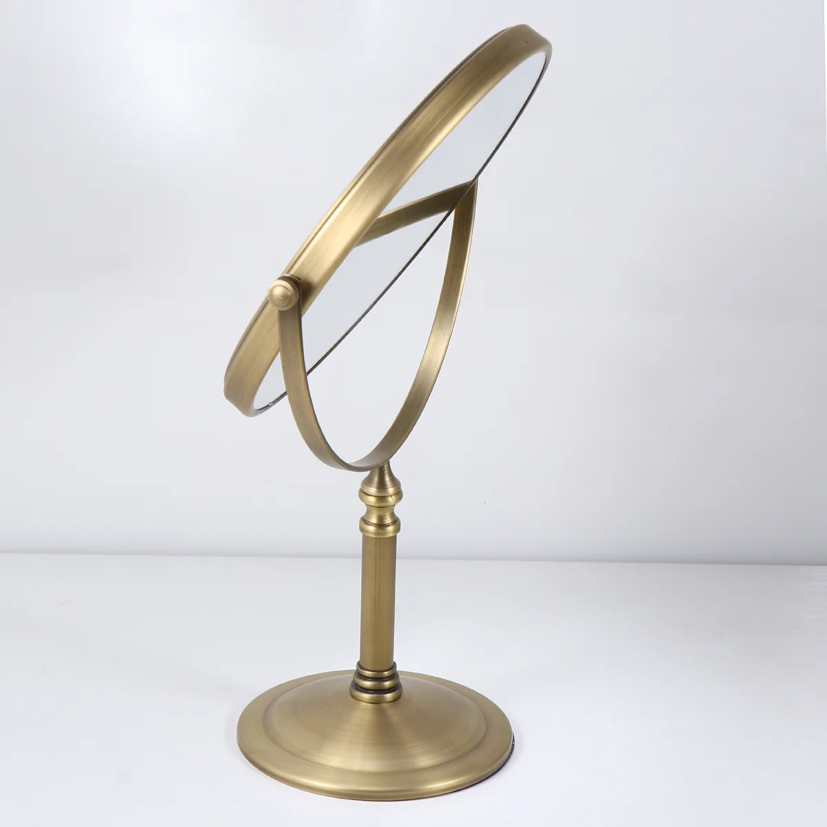 

Зеркало с увеличительным зеркалом, боковой Золотой стол с двойным увеличением, 3-кратная подставка, поворотная, для дома, для двух ванных комнат, красивое винтажное Бритье