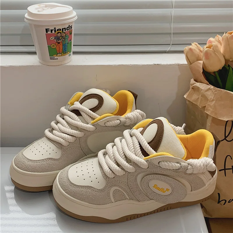 

2023 Summer Women's Platform Sneakers Bread Skateboard Vulcanize Shoes Lace Up Flat Fashion Casual Student Sport Shoes For Women