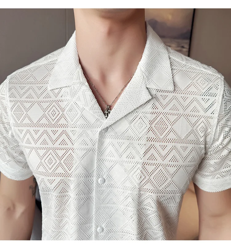 Spring/Summer Short Sleeved Shirt for Men Tailored Collar Lace Shirt Fashion Nightclub Social Party Tuxedo Blouse Streetwear