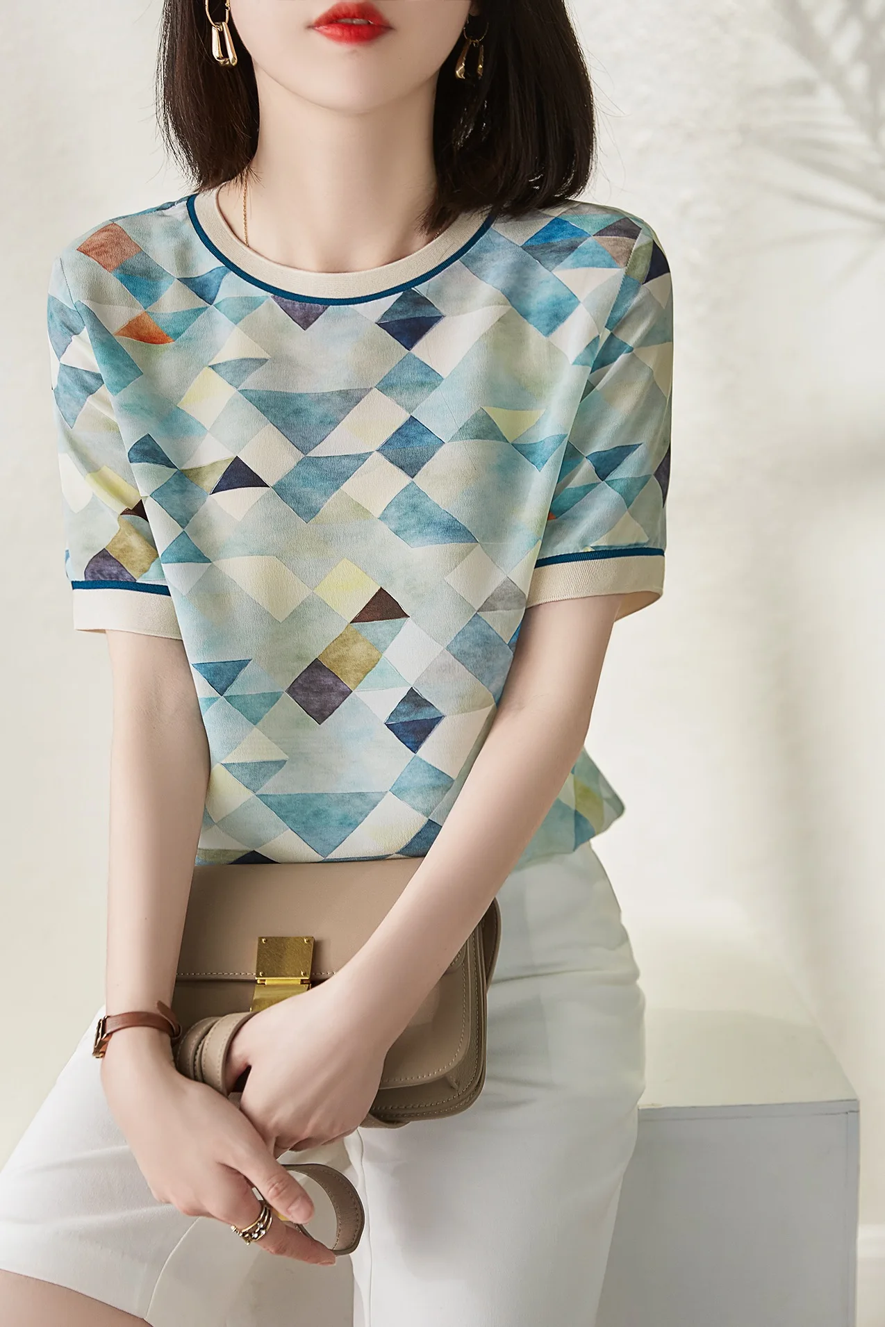 Foreign Style Real Silk Short-sleeved Women's Summer Crewneck