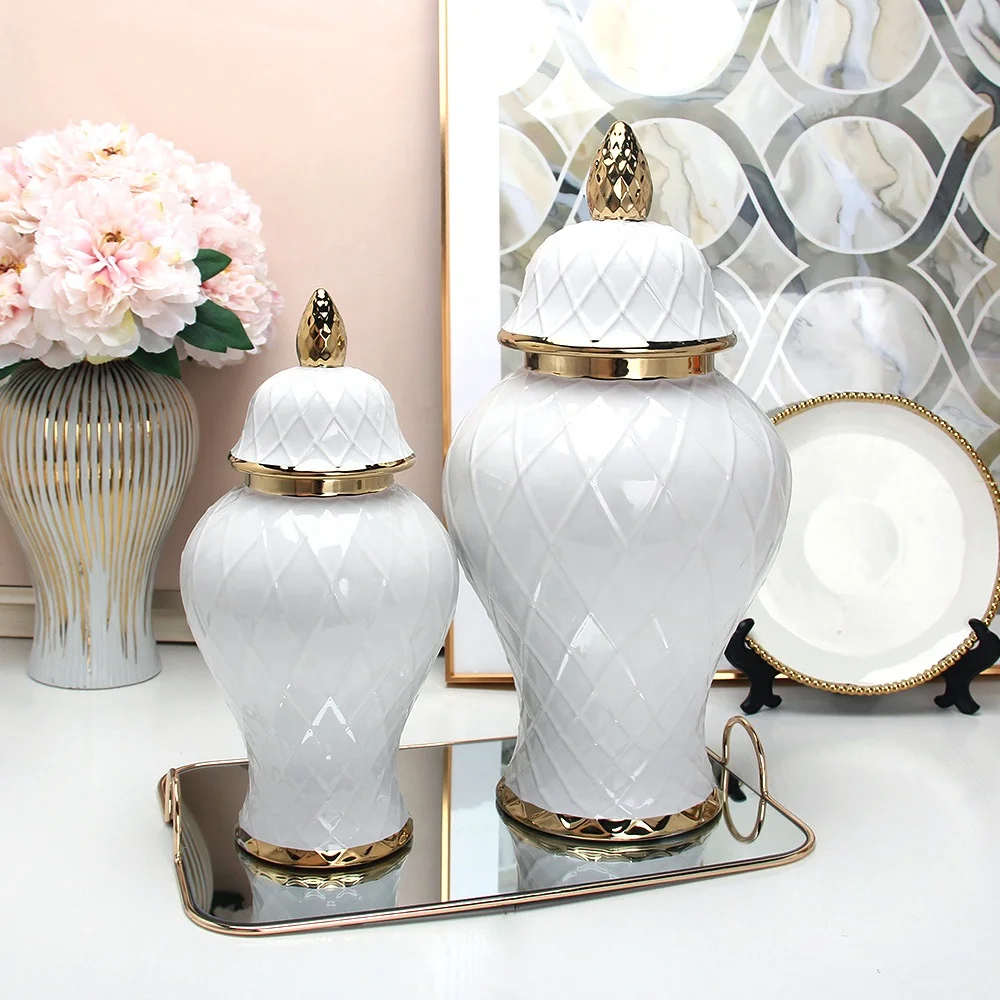 

Nordic Ceramic Gilded Vases Light Luxury Handicrafts Soft Packaging Storage And Decoration