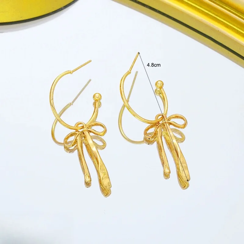 Earrings Luxury Fashion Gold Bowknot Retro Soft Tassel Stud Jewelry Versatile Color for Daily Wear Women's Gift