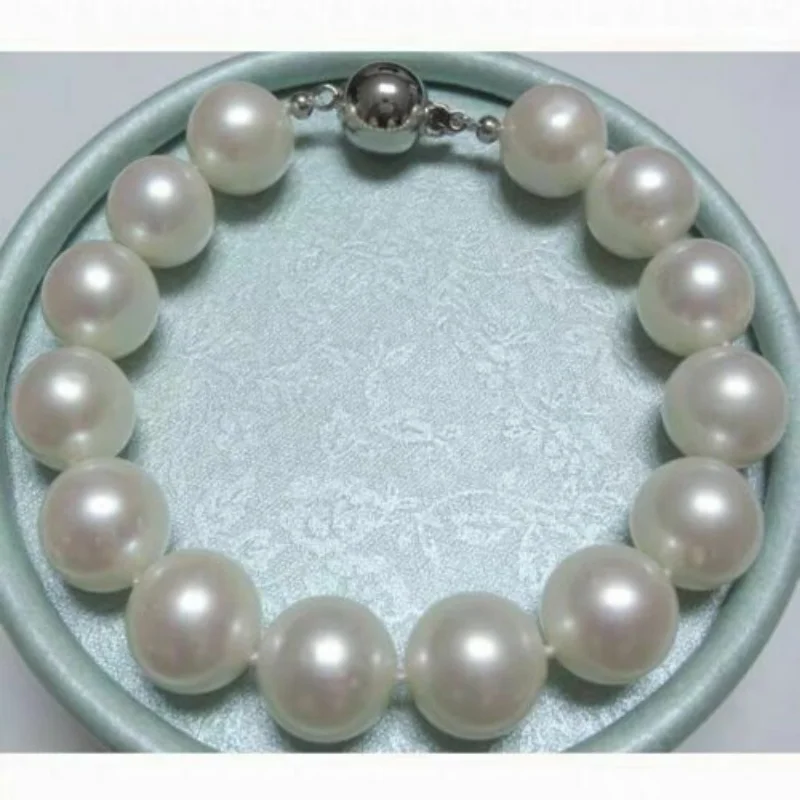 

Elegant 12-13mm South Sea Round White Pearl Bracelet 7.5-8"