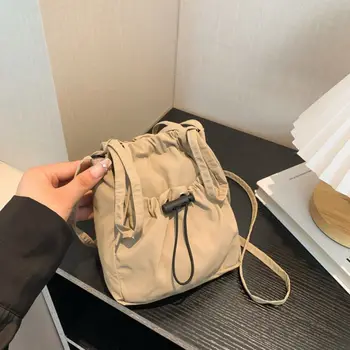 Nuova borsa a tracolla da donna di grande capacità Borse tote riutilizzabili semplici e versatili Borsa per cellulare Borsa a tracolla con coulisse 1