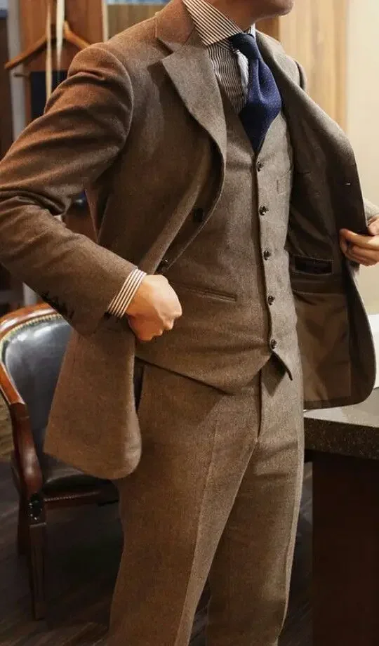 

Brown Tweed Classic Men Suit Warm Vintage Jacket Slim Fit 3 Piece Groom Tuxedo Custom Prom Blazer Terno Masculino Costume Homme