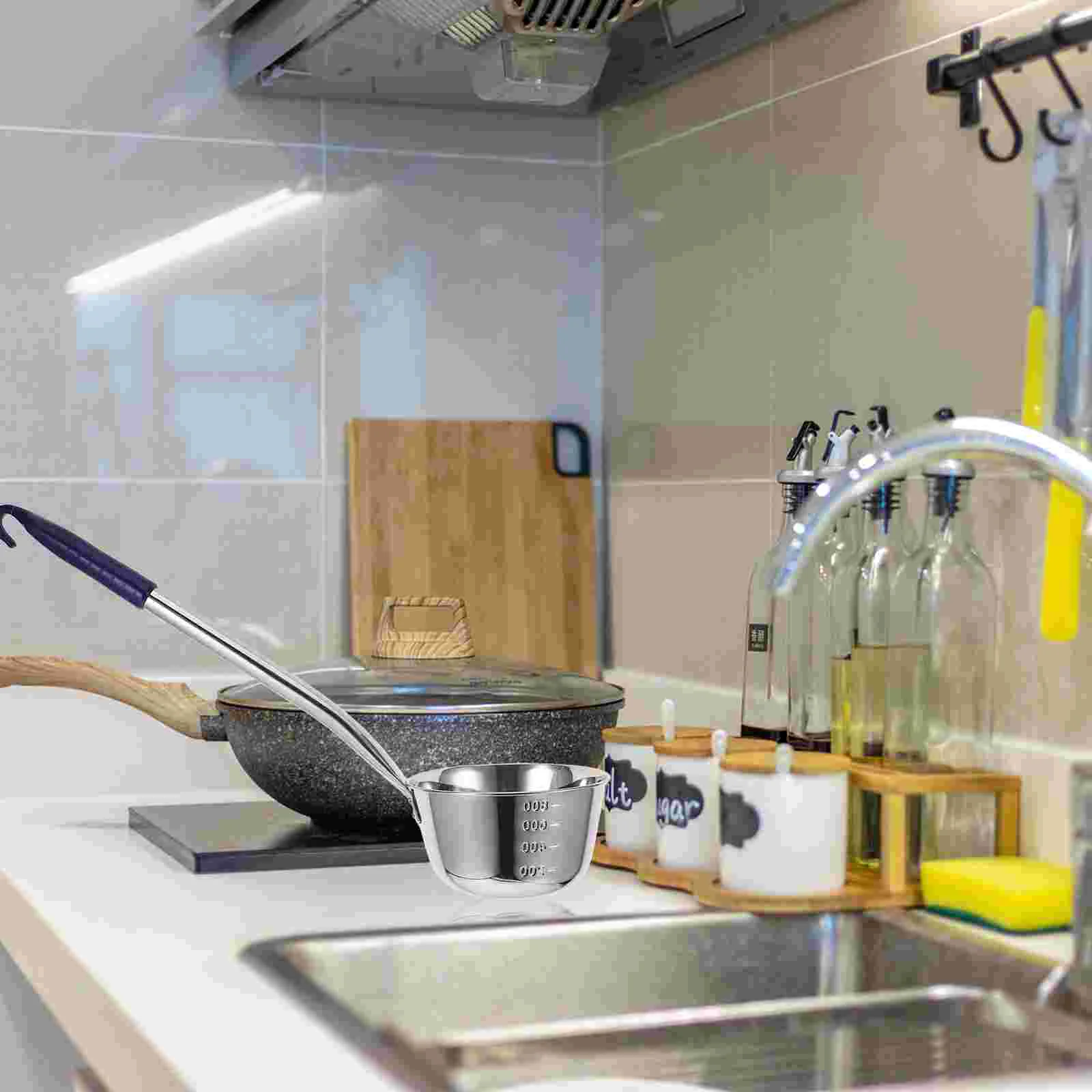 Stainless Steel Long Handle Water Ladle Water Scoop with Scale Large Capacity Dipper for Kitchen and Bath