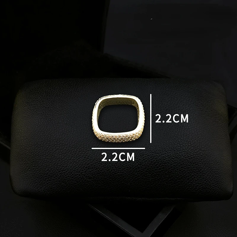 Chic Simple Silk Scarf Buckle High-End Advanced New Scarf Buckle All-Match Women Ring Small Square Towel Retaining Ring Jewelry