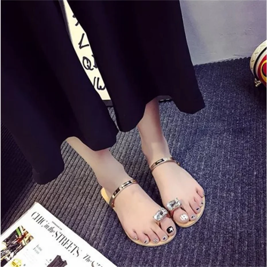 Best Selling Ladies New Bowknot Flat Sandals Fashion Trend Jelly  Transparent Non-Slip Slippers for Women Summer Shoes Women - China Slippers  for Women and Ladies Flat Sandals price | Made-in-China.com