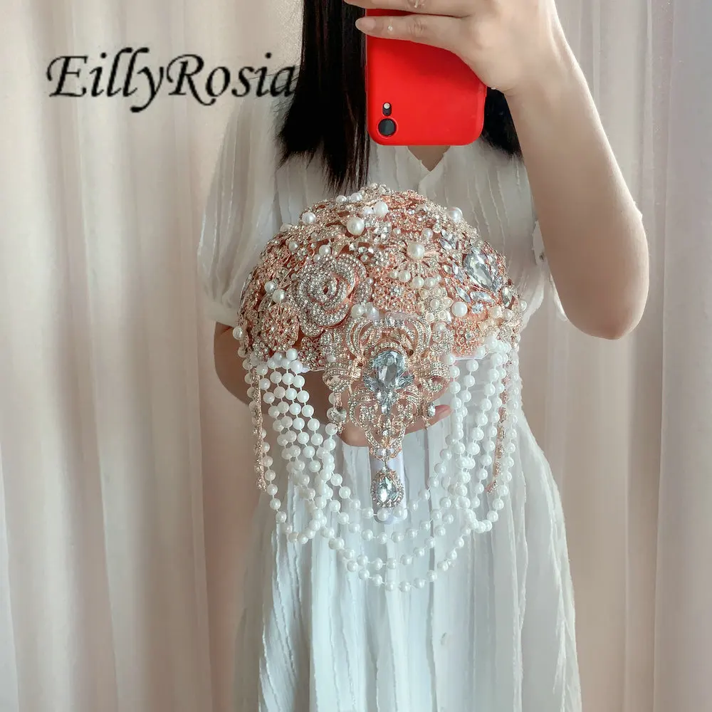 Рисунок 5 - Роскошная брошь EillyRosia из розового золота