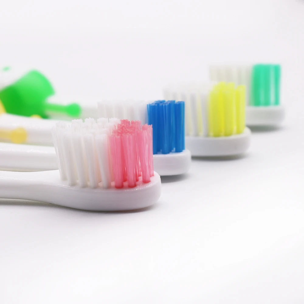 Рисунок 2 - Детские зубные щётки с мягкой 