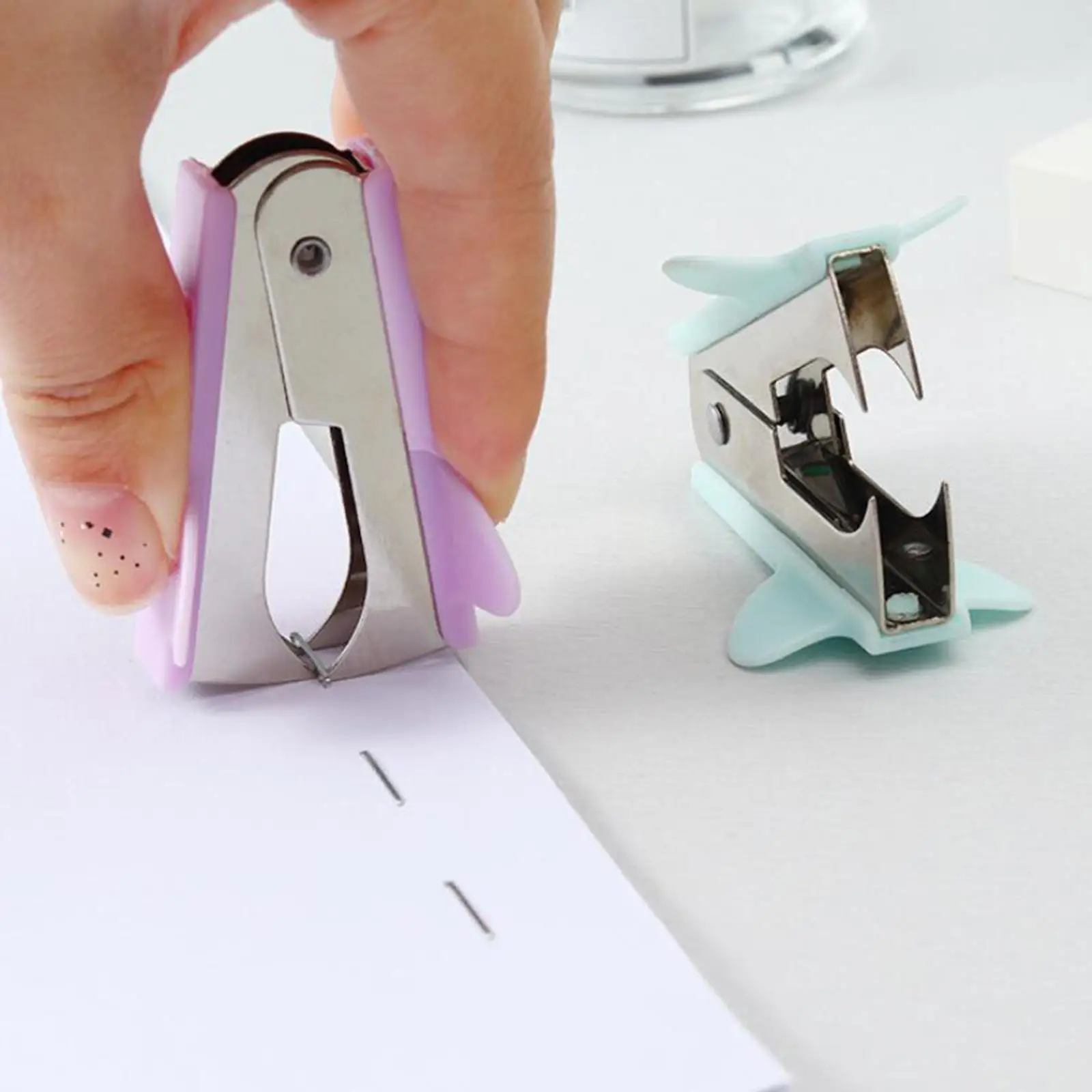 소형 스테이플러 제거기 사무실, 학교, 가정용 경량 플라스틱 제본 제거기