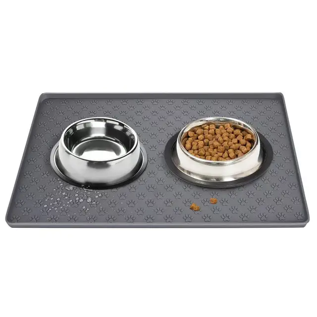 Pet dog feeding mat, made of silicone material, easy to clean, rectangular cat and dog meal mat with raised edges 4