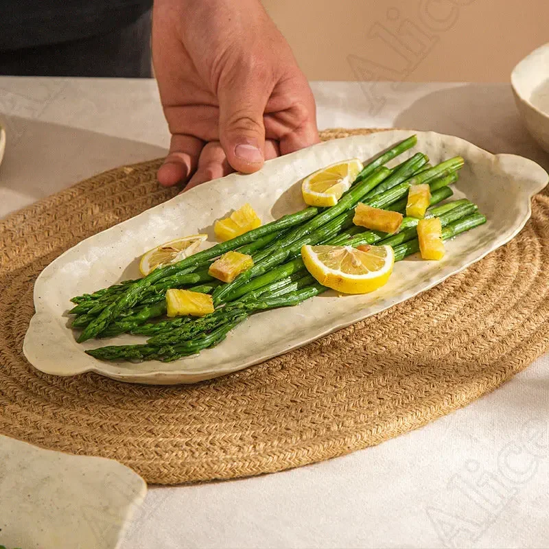 Good-looking Hand-kneaded Vegetable Plate Japanese-style Ceramic Handmade Plate Household Coarse Pottery Retro Fish