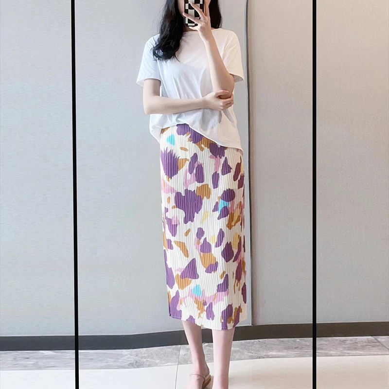 

Women's Miyake Pleated Half Skirt Mid-length Summer New Half Skirt High Waist Pleated Skirt Fashion Women Package Hip Skirt