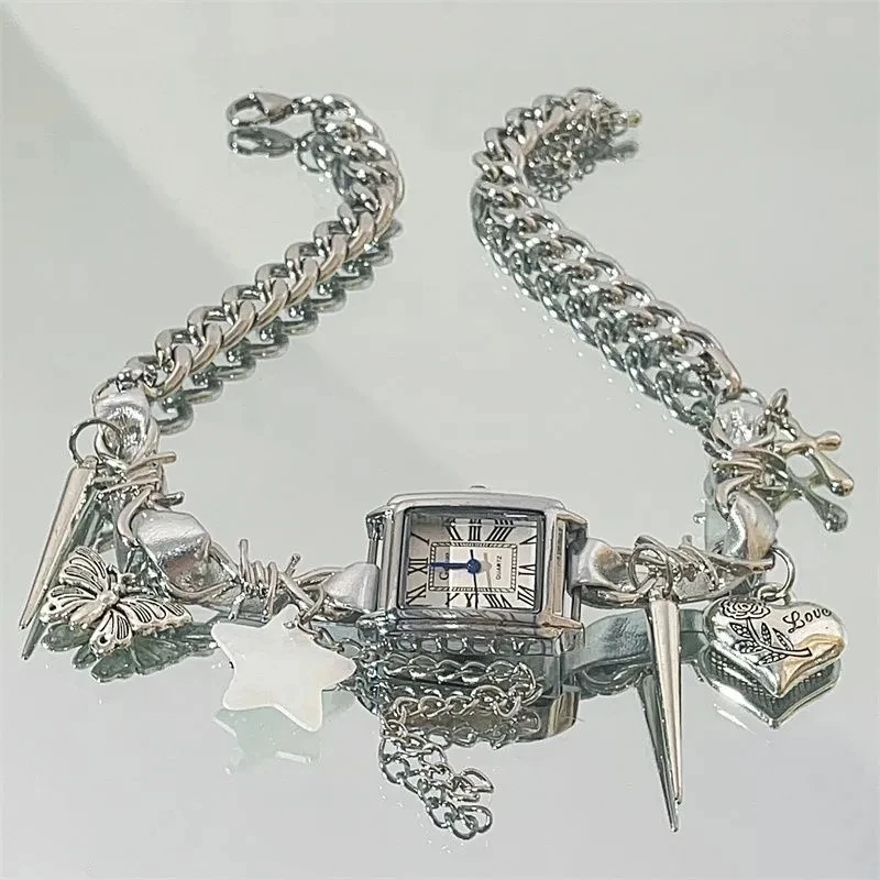 ファッション Y2K サイバーパンクレザー時計ペンダント