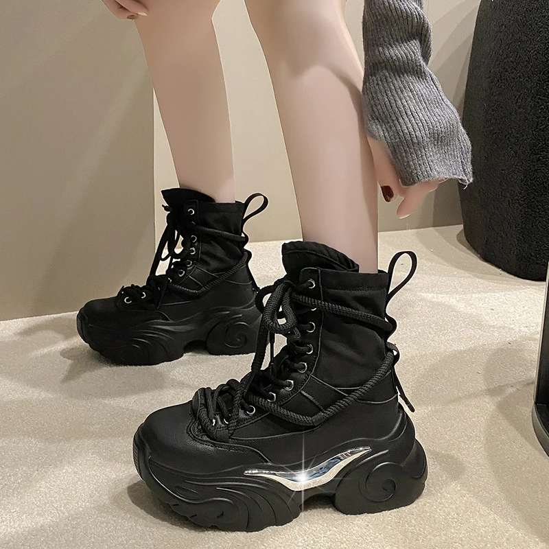

Женские ботинки в стиле панк на массивном каблуке, осенне-зимние боевые ботинки на платформе, женские готические мотоциклетные ботинки на толстой подошве, 2023