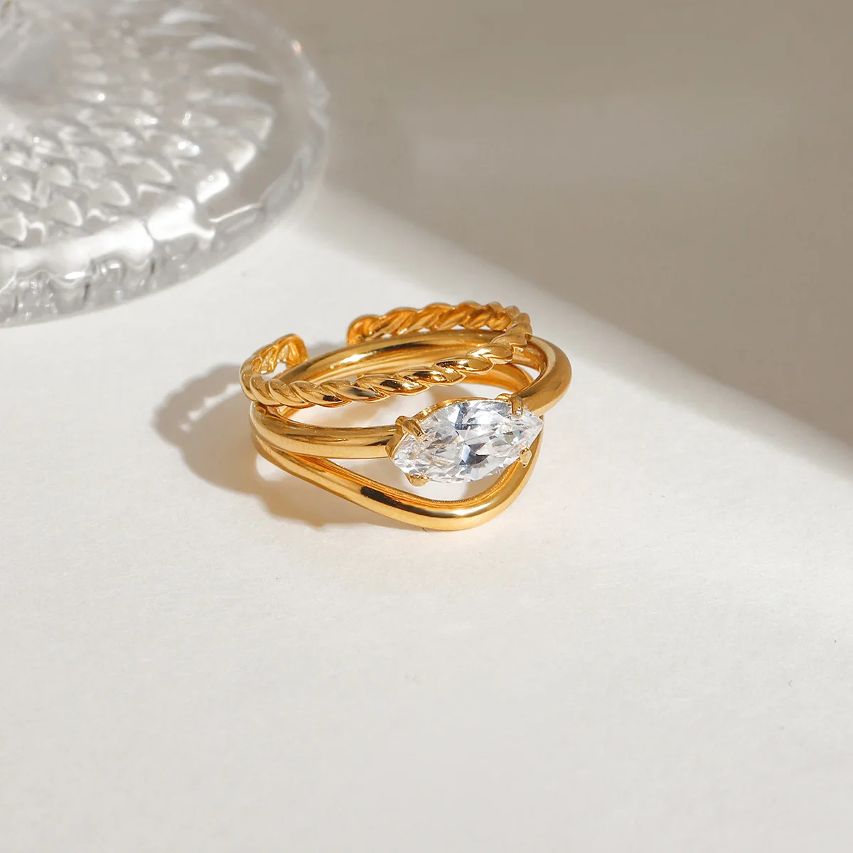 New 3pcs/set 18K Gold Plated Twisted Circle Stacked Shining Zircon Ring Classics Bride Wed Jewelry Accessories Rust Proof Rings