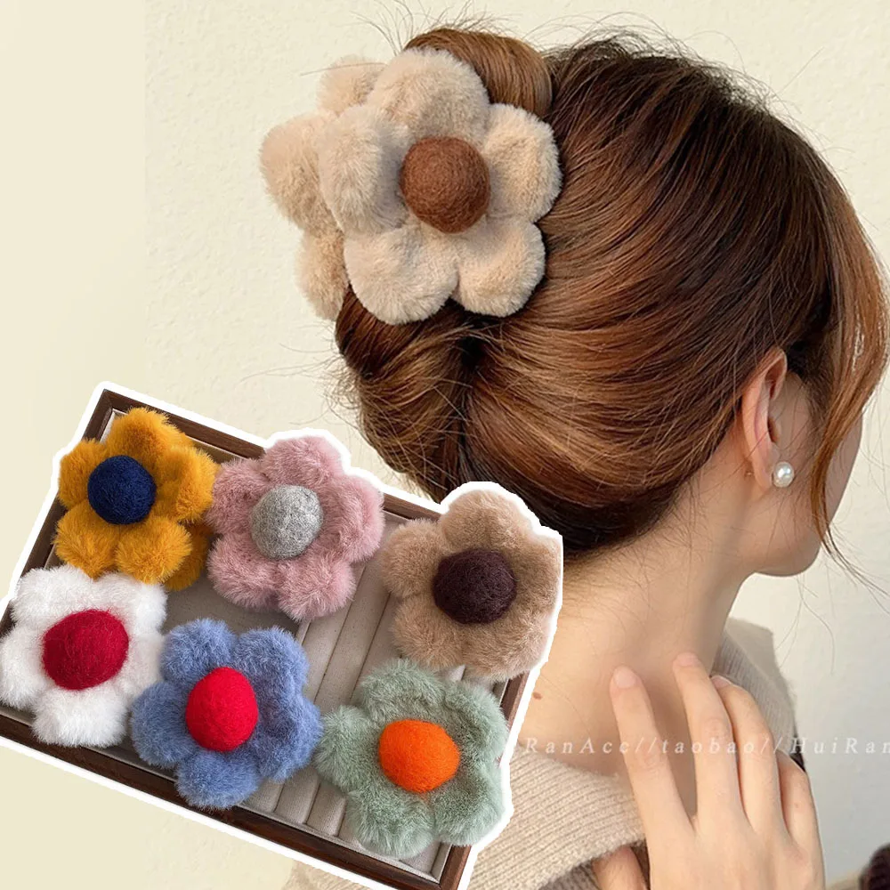 

Winter Flower Hair Claw Plush Fluffy Big Shark Clip Faux Fur Hair Clip Furry Ponytail Hairpin Simple Barrettes Crab Hairgrips