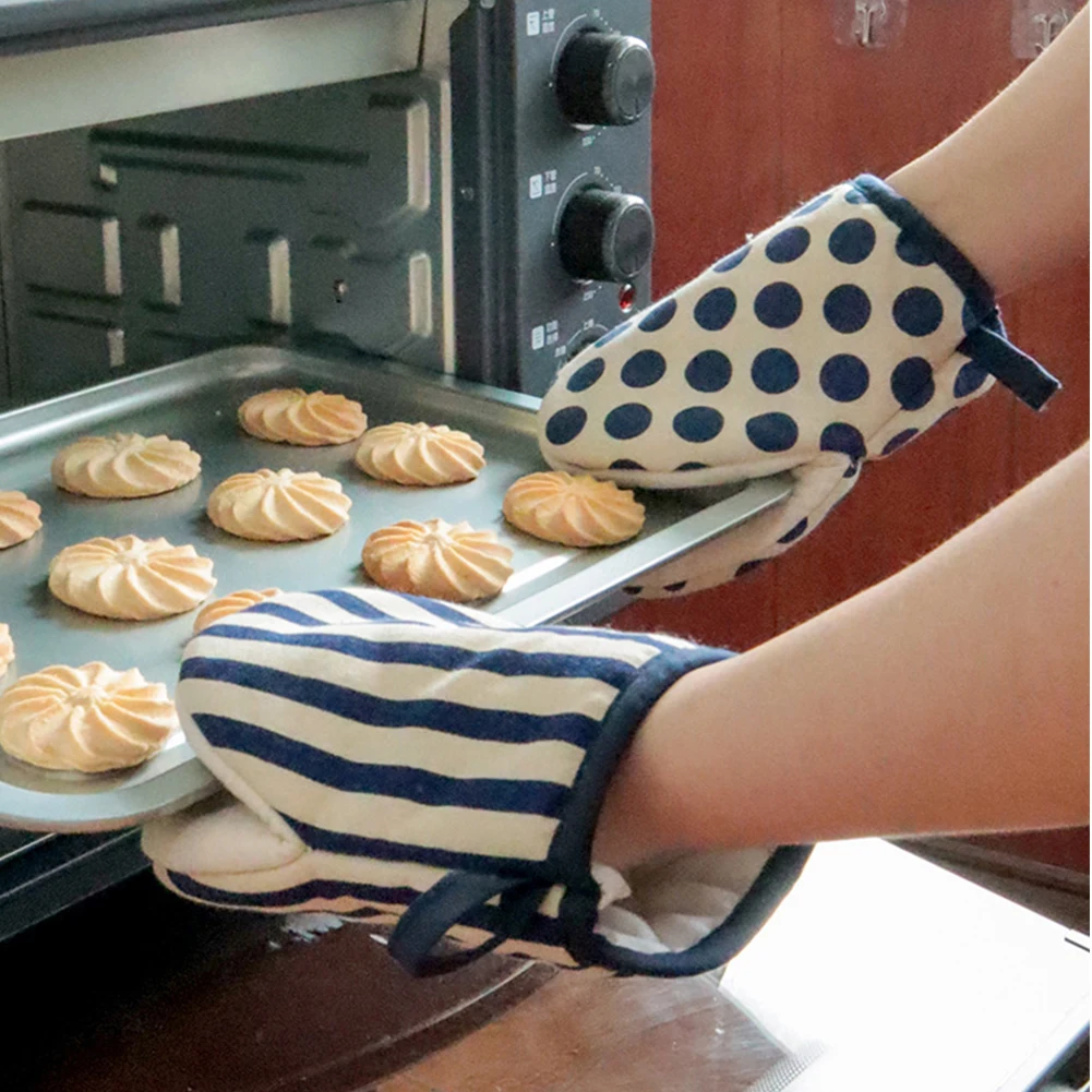 Mini Oven Mitts Heat Resistant Oven Mitts with Hanging Loop Cotton Oven  Gloves or Kitchen Mittens - AliExpress