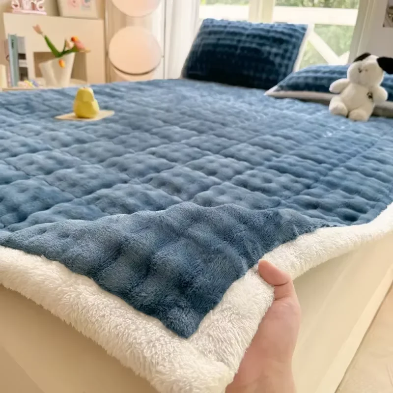 Winter Warm Plush Mattress Toppers Super Soft Single Double Foldable Milk Velvet Thicken Fitted Bed Sheet Bed Cover Tatami Mat 6