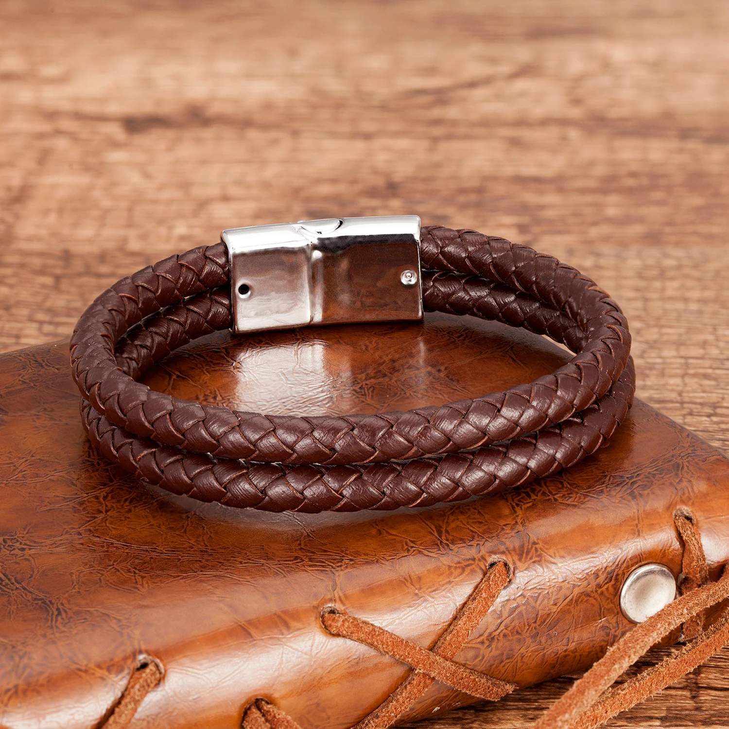 Bracelet Jewelry Men Bracelet Multilayer Genuine Leather Bracelets Charm White Black Metal Magnetic Clasp 9 Style