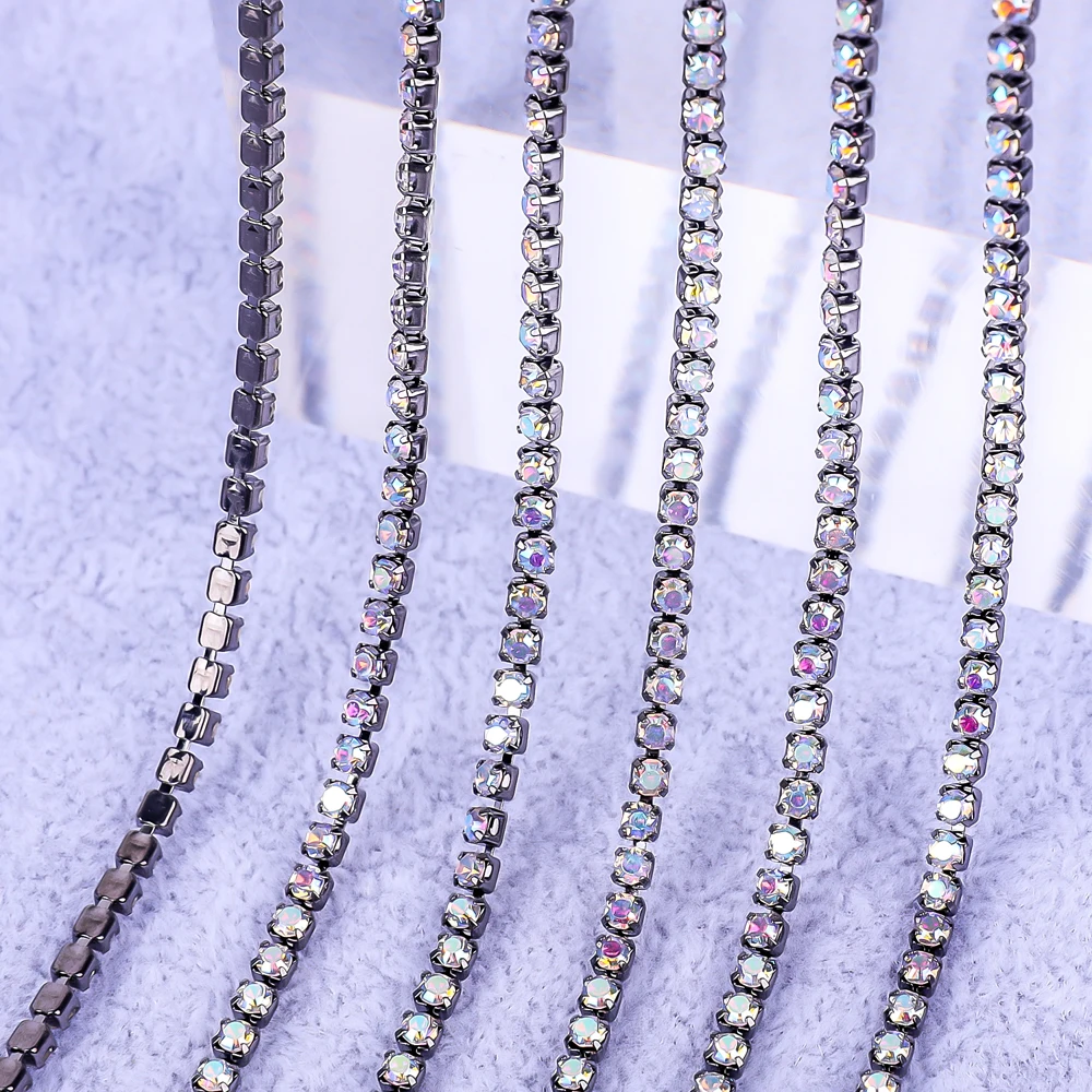Elegant Gold Crystal Rhinestone Chain Decoration