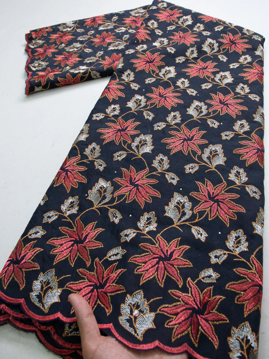 

Swiss Voile Cotton Lace Fabric with Crystal 2024 High Quality African Nigerian Lace for Women Wedding Elegant Party Dress TY3836