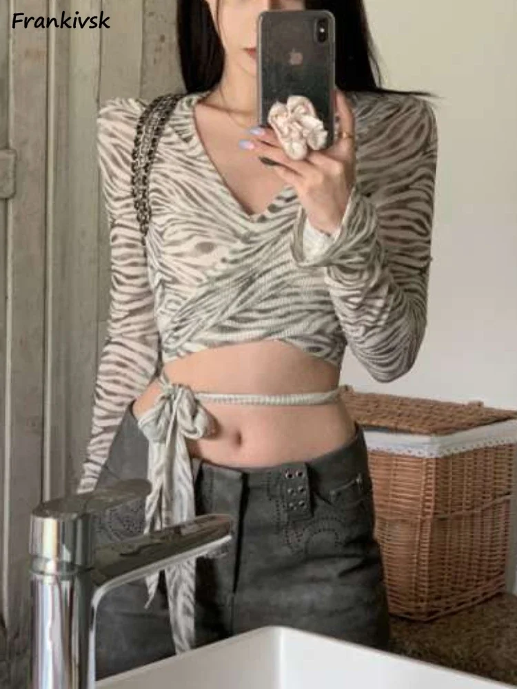 

Футболка женская с длинным рукавом, приталенный укороченный топ со вставками, с V-образным вырезом, в стиле путешествий, Y2k