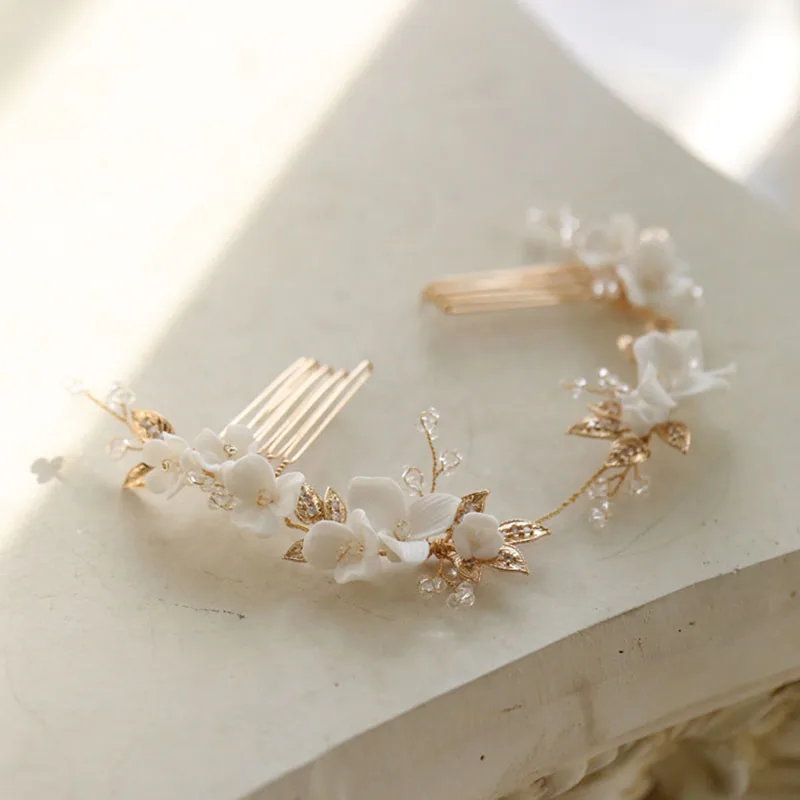SLBRIDAL Handmade Alloy Leaf Porcelain Flower Pearls Bridal Hair Comb Wedding Headpieces Women Girls Jewelry Hair Accessories