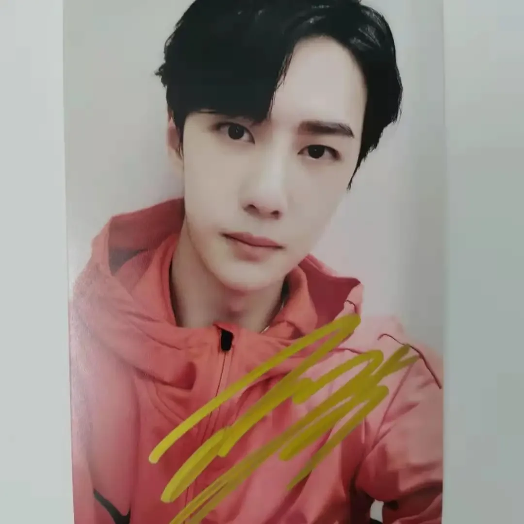 

Wang Yibo Yebo HD Poster Fidelity Autographed Photo TV Drama Fire and Ice Handwritten Collection Signature Picture Not Printed