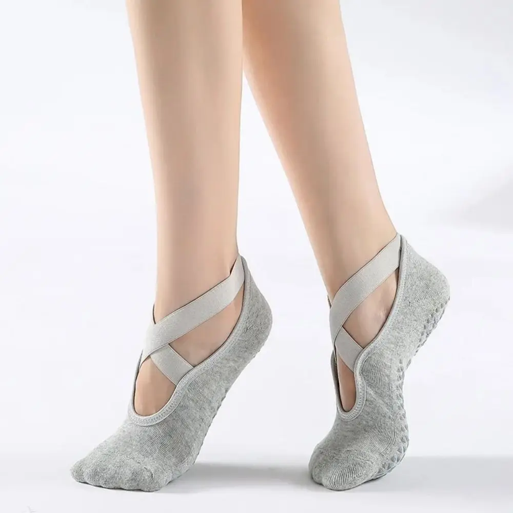New Nonslip Yoga Socks Cotton With Straps Ballet Dance Socks Towel Texture Silicone Grip Pilates Grip Socks Pilates