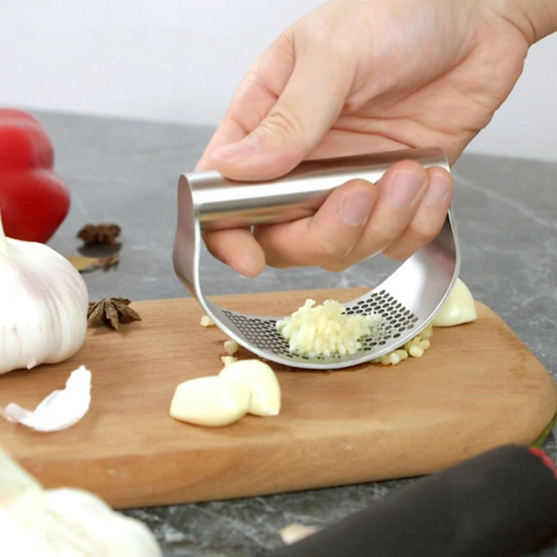 Description Picture 4 of itemManual Garlic Press Stainless Steel Garlic Mincer Fruit Vegetable Garlic Crusher Kitchen Accessories Manual Food Processors