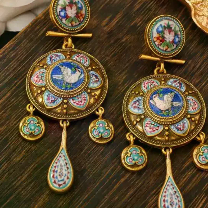 Retro Medieval Ethnic Rattle Earrings - Vintage Court-Style Peace Dove Design Fashion Jewelry For Women Travel Accessory