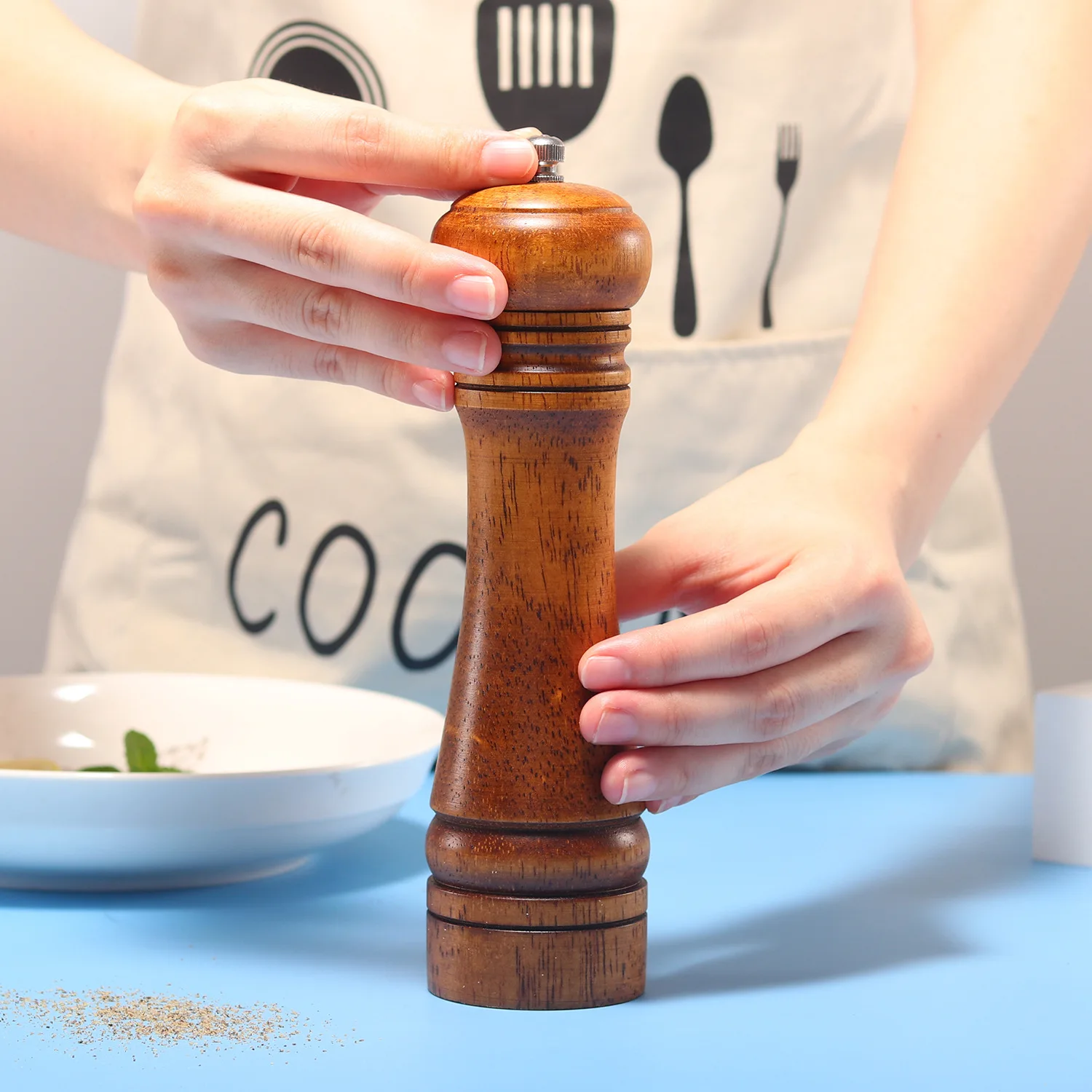 

Manual Pepper Wood Grinder Multi-purpose Spice Tools Oak Spice Grinder Kitchen Tools Grinder Seasoning Bottle