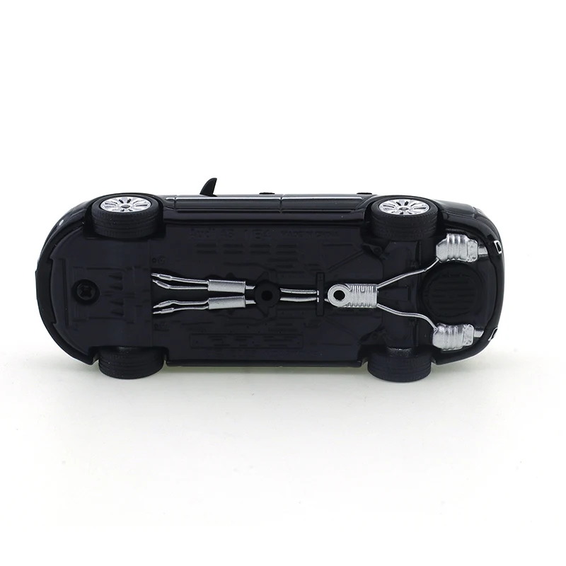 XCARTOYS 1/64 2nd Generation Audi A8 Car Alloy Toys Motor Vehicle