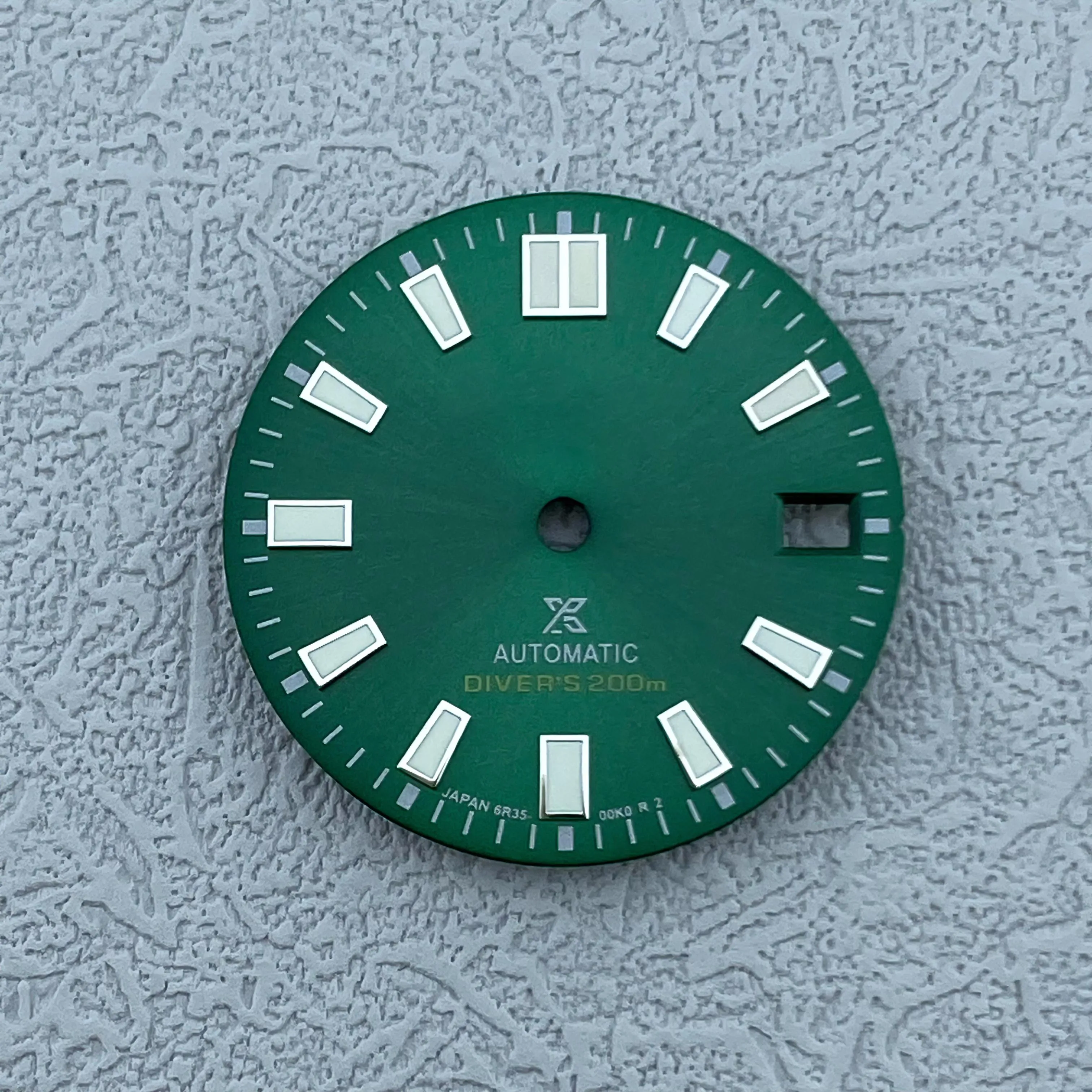 28.5mm sun pattern font with S logo suitable forNH35/36/4R movement with green glow dial watch accessories for men's watches(BT)