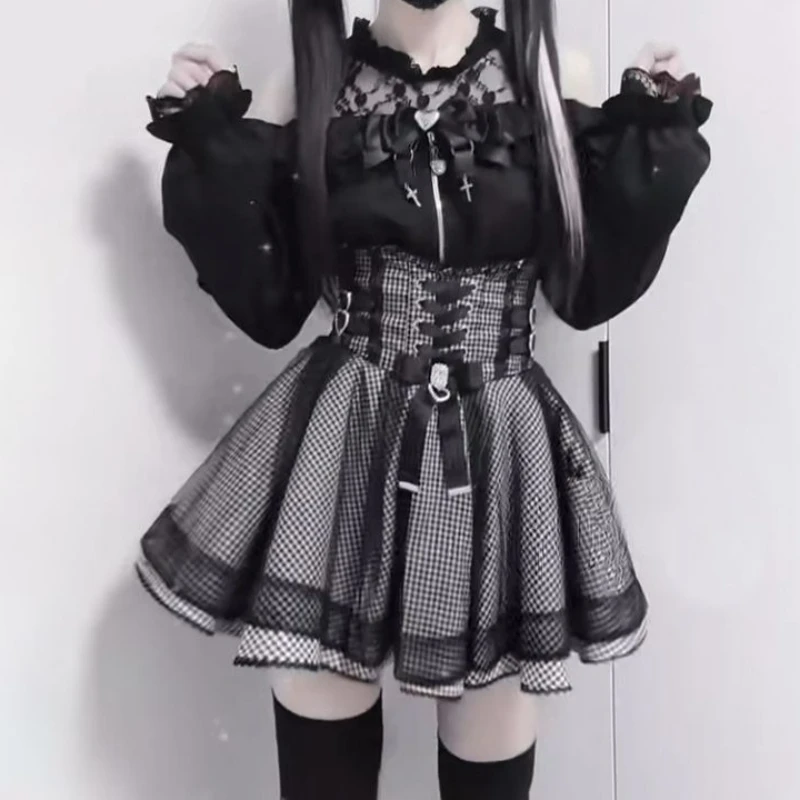 Black Jirai Kei Top and Skirt Set word3