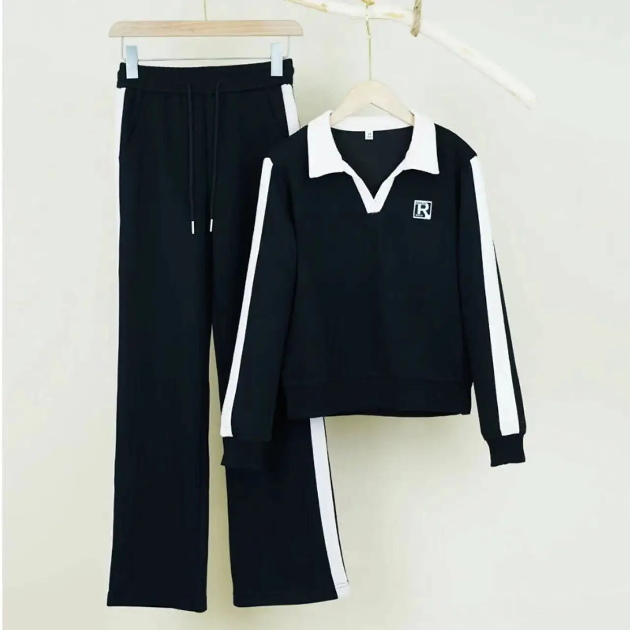 2024 autumn and winter new fashionable temperament slimming loose casual age reducing sportswear two-piece set - Image 4